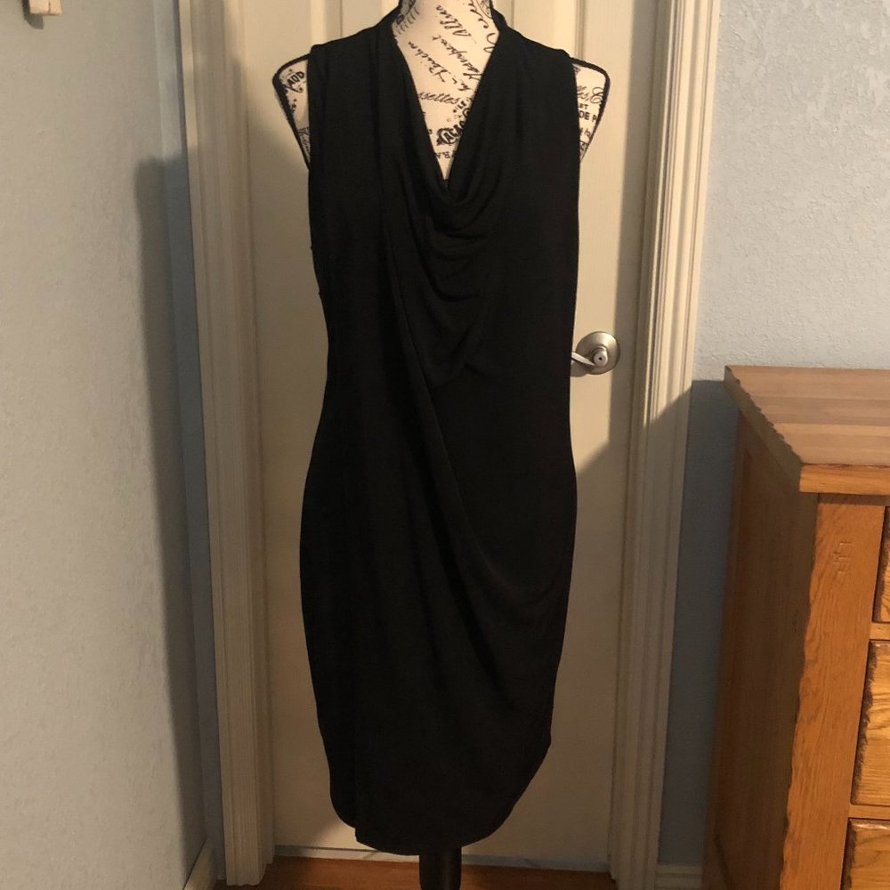 Women's Sleeveless Black Dress